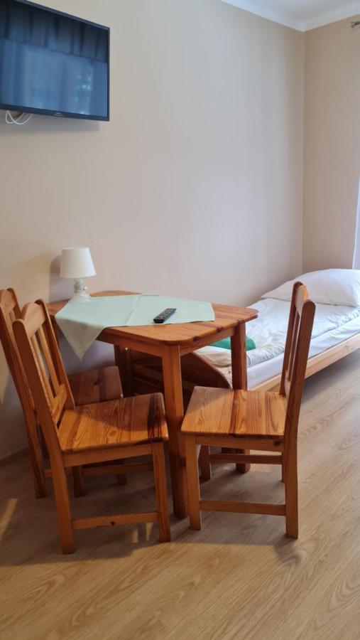 Pod Kamiennikiem Hotel Trzemesnia Ngoại thất bức ảnh