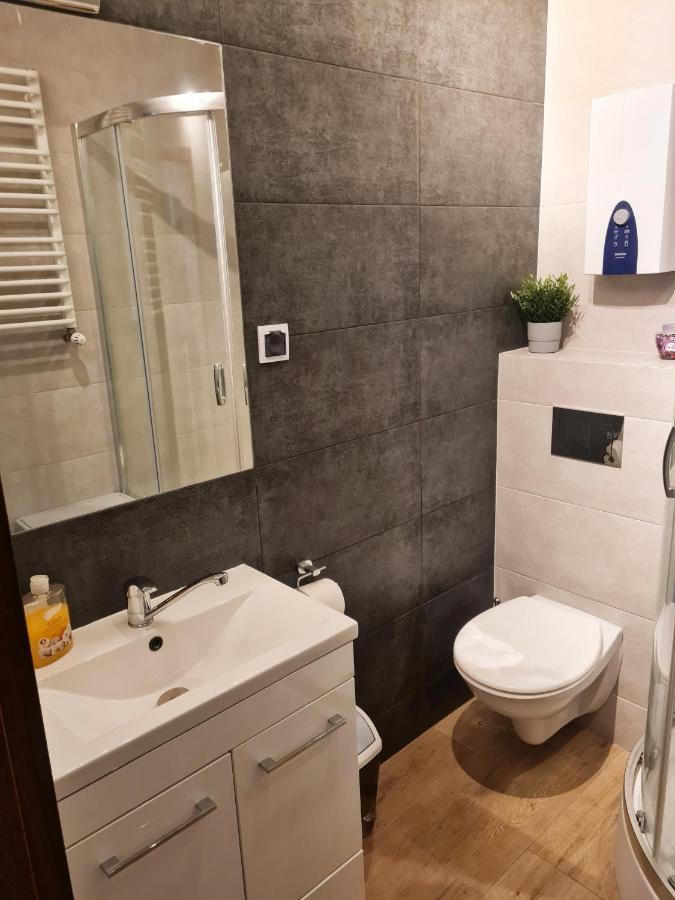 Pod Kamiennikiem Hotel Trzemesnia Ngoại thất bức ảnh