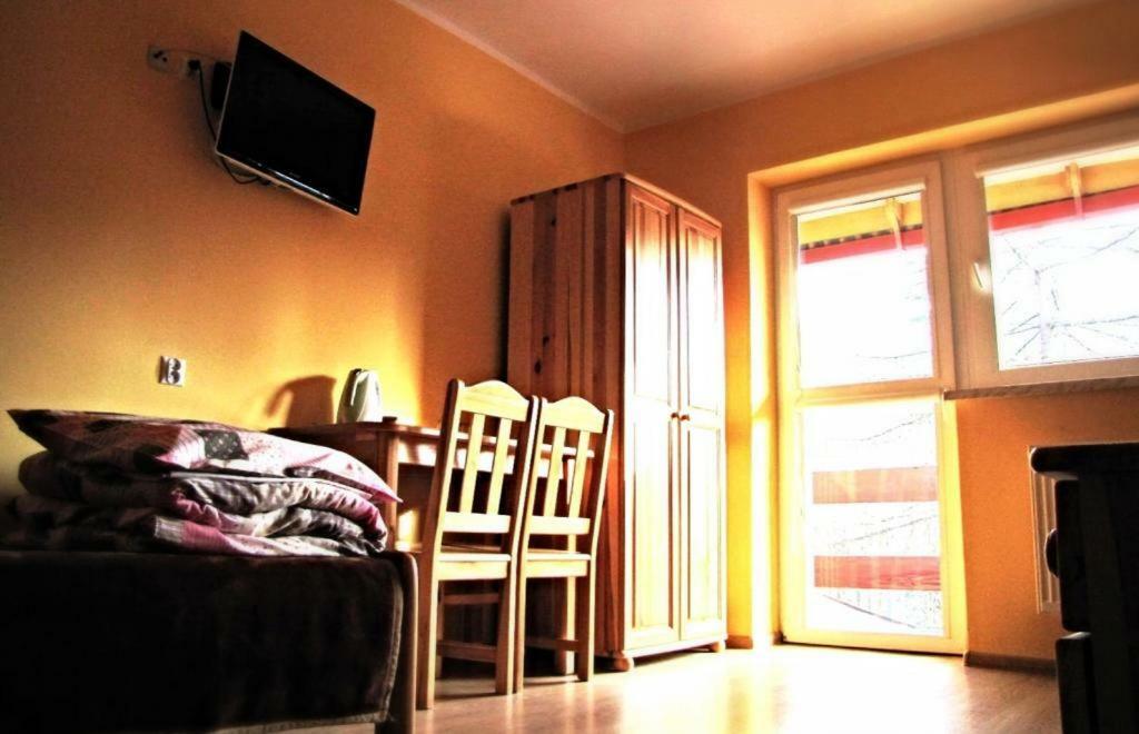 Pod Kamiennikiem Hotel Trzemesnia Ngoại thất bức ảnh