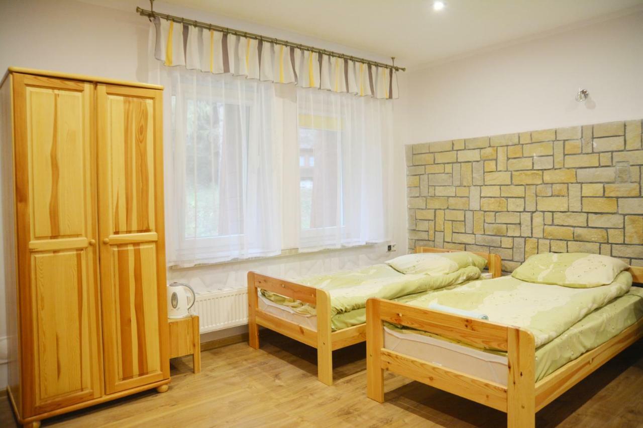 Pod Kamiennikiem Hotel Trzemesnia Ngoại thất bức ảnh